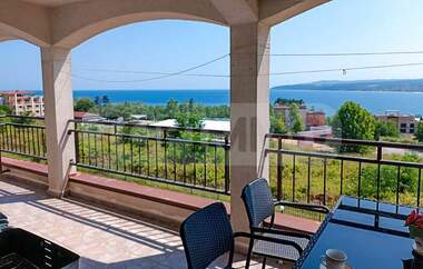 Vânzare - Apartament în Biala,  Varna