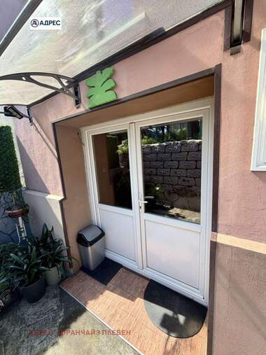 Verkauf - Etage von Haus in Troian,  Lowetsch