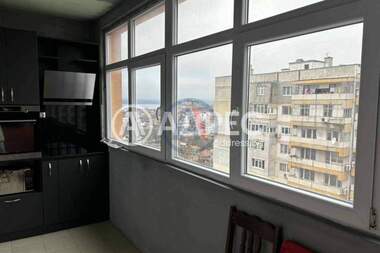 Vânzare - Apartament în Avtogara,  Varna