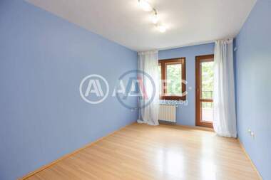 Vânzare - Apartament în Center,  Varna