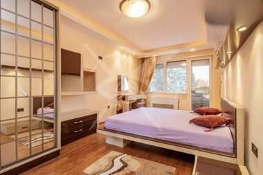 Miete - Wohnung in Bakston,  Sovia