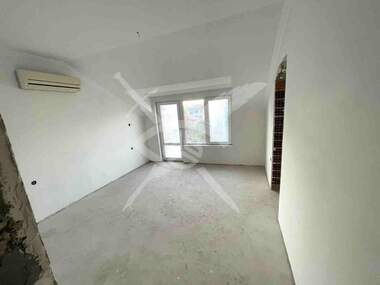 Vânzare - Apartament în Aîtos,  Burgas