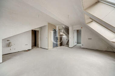 Verkauf - Wohnung in Center,  Sovia