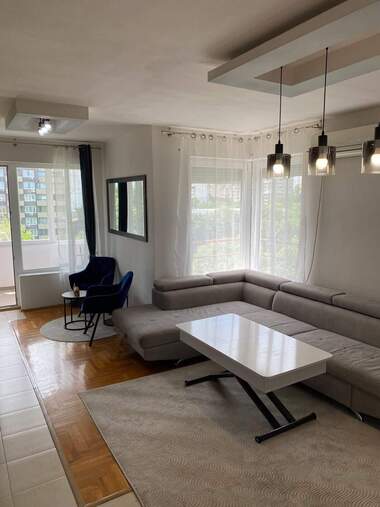 Miete - Wohnung in Izgrew,  Burgas