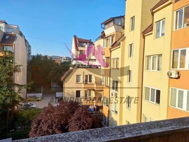 Наем - Апартамент в Колхозен пазар,  Варна