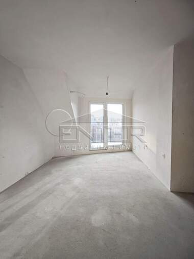 Vânzare - Apartament în Liatno kino Trakia,  Varna