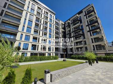 Vânzare - Apartament în Mladejki hălm,  Plovdiv