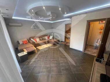 Vânzare - Apartament în Văzrajdane,  Burgas