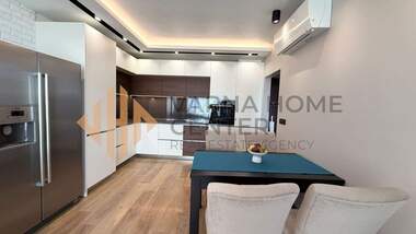 Vânzare - Apartament în Alen mak,  Varna
