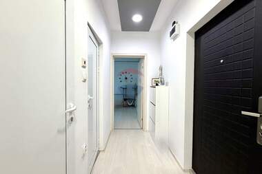 For sale - Apartment in Centеr,  Veliko Tarnovo