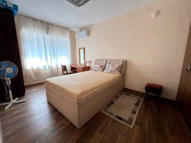 Kira - Apartman olarak Centar,  Iambol