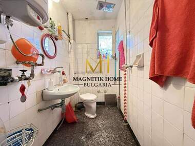 Vânzare - Apartament în Atia,  Burgas