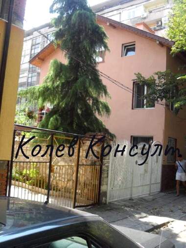 For sale - House in Vazrajdane,  Haskovo
