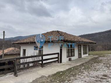 Verkauf - Haus in Elena,  Weliko Tarnowo