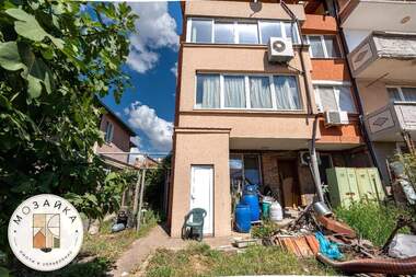 Продажба - Етаж от къща в Меден Рудник,  Бургас