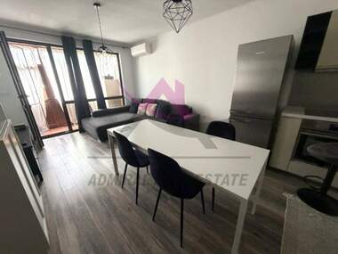 For rent - Apartment in Briz,  Varna