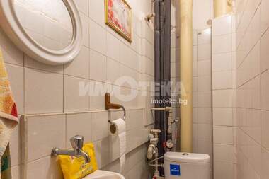 Vânzare - Apartament în Mladost 1,  Varna