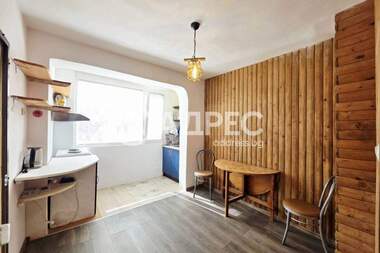 Продажа - Квартира в Изток,  София