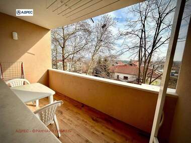 Închiriere - Apartament în Mladost,  Vrața