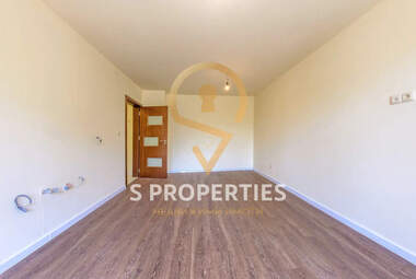 Vânzare - Apartament în Levski,  Varna