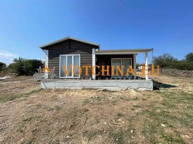 For sale - House in Ezerets,  Dobrich