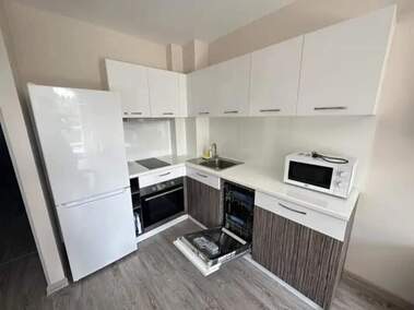 Miete - Wohnung in Mladejki halm,  Plowdiw