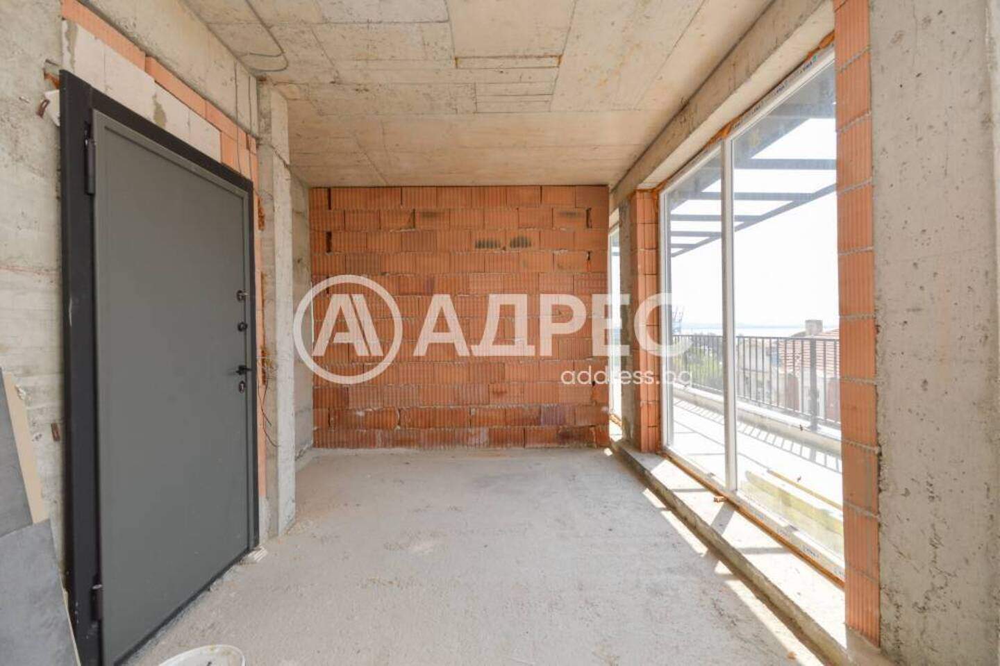 Едностаен Апартамент във Възраждане, Бургас – снимка 6