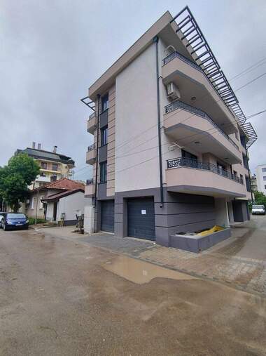 For rent - Parking spot in Varosha,  Targovishte