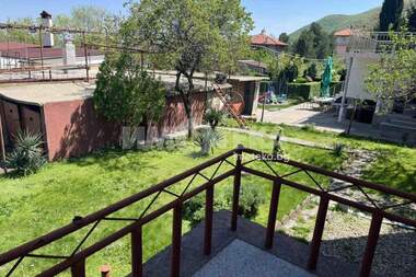 For sale - House in Kuklen,  Plovdiv