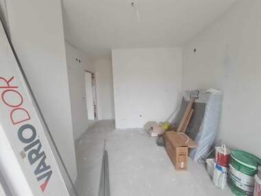 Продажба - Апартамент в Дружба 1,  Хасково