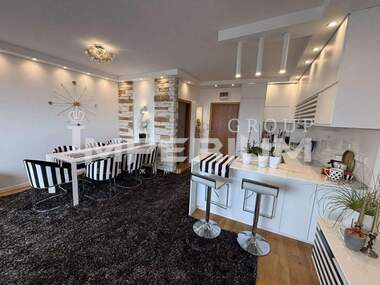 For rent - Apartment in Briz,  Varna