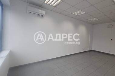 Ενοίκιο - Γραφείο σε Промишлена зона - Запад,  Варна