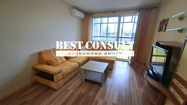 Închiriere - Apartament în Center,  Ruse