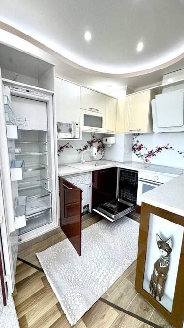 Închiriere - Apartament în Slaveîkov,  Burgas