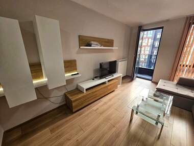 Închiriere - Apartament în Hristo Smirnenski,  Plovdiv