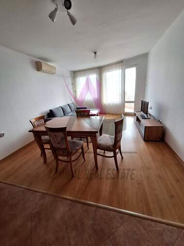 Închiriere - Apartament în Ceaîka,  Varna