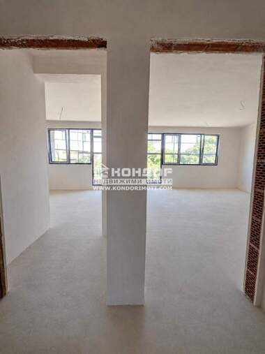 Vânzare - Apartament în Center,  Plovdiv