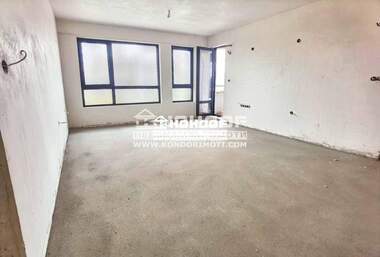 Vânzare - Apartament în Trakia,  Plovdiv