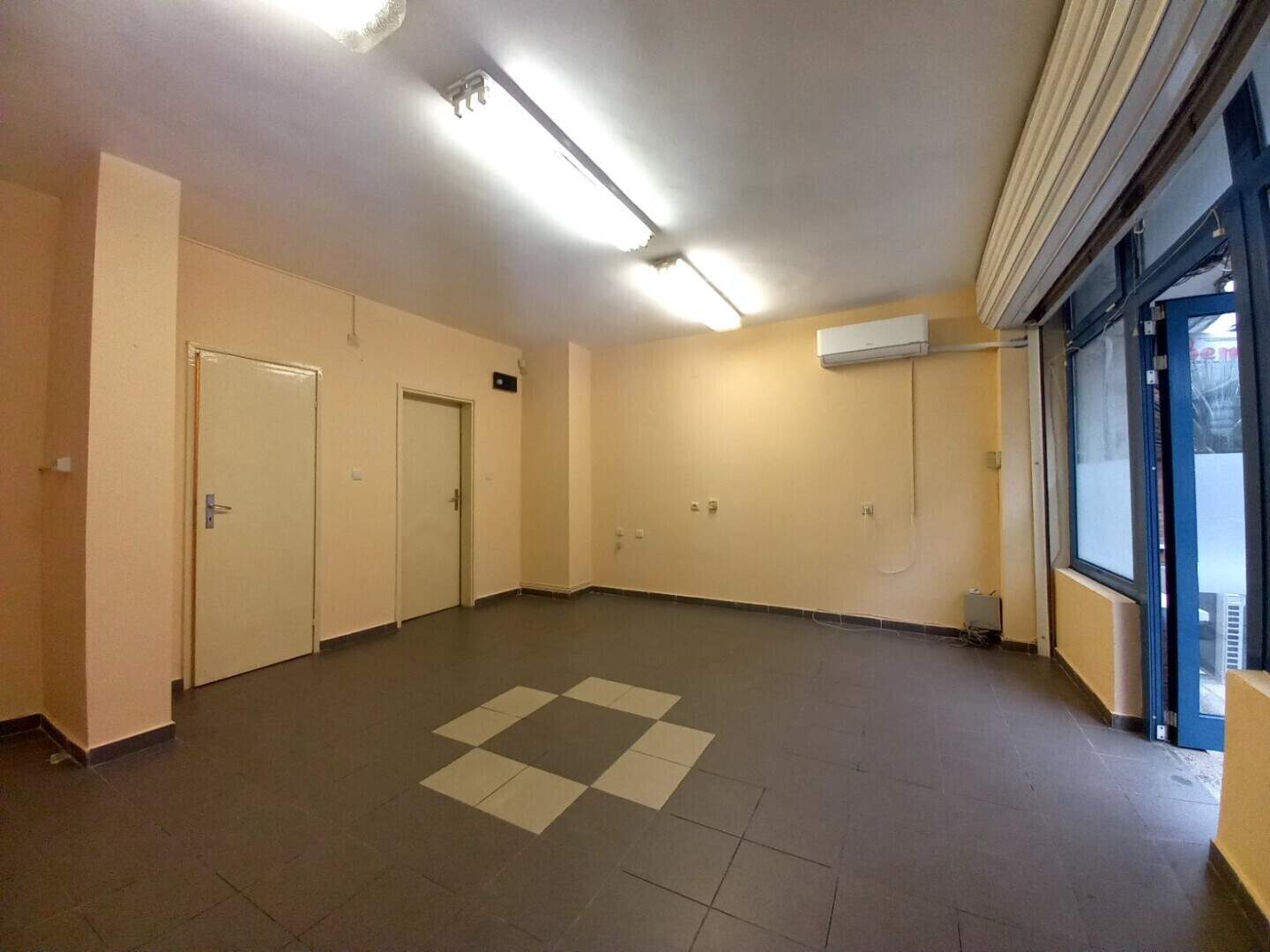 Γραφείο σε Τσενταρ, Ρουσε – φωτογραφία 4