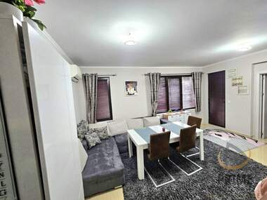 Vânzare - Apartament în Sarafovo,  Burgas