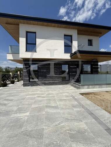 Πώληση - Σπίτι σε Коматево,  Пловдив