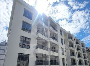 For sale - Apartment in Pobeda,  Varna