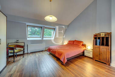 Vânzare - Apartament în Oboriștie,  Sofia