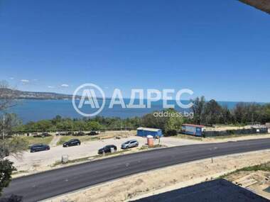 Продажба - Апартамент в Галата,  Варна