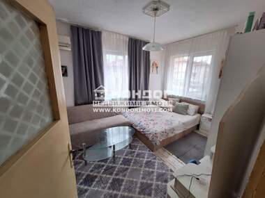 Vânzare - Apartament în Kărșiaka,  Plovdiv