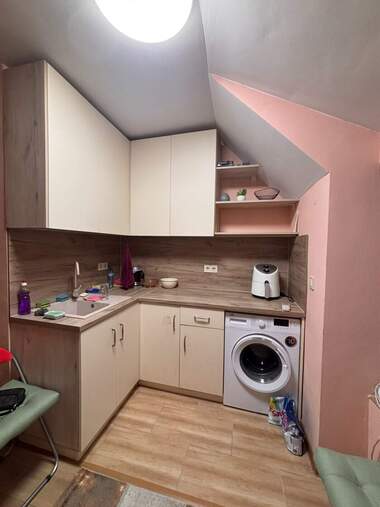Vânzare - Apartament în Sădiîski,  Plovdiv