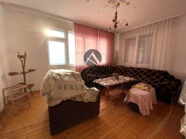 For sale - House in Proslav,  Plovdiv