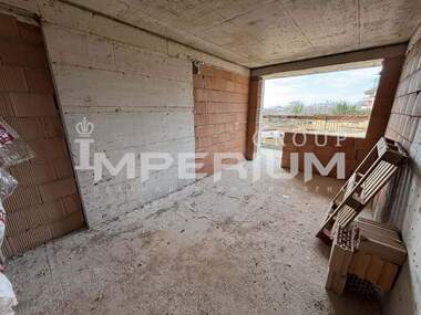 For sale - Apartment in Izgrev,  Varna