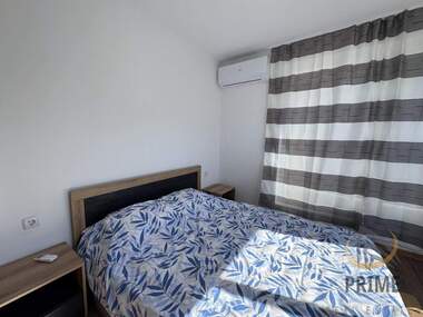 Închiriere - Apartament în Lazur,  Burgas