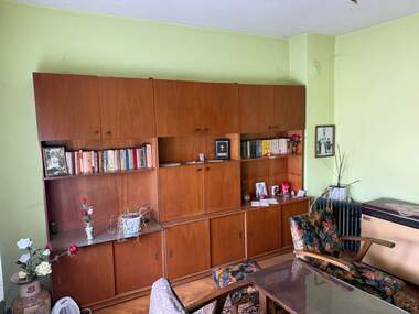 Vânzare - Apartament în Țentăr,  Montana